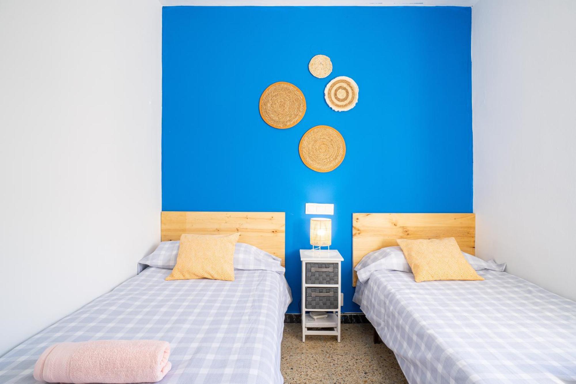 Calma Azul - 3Br - Terrace & Beach - Ac Wifi - 8 Guests カンブリルス エクステリア 写真