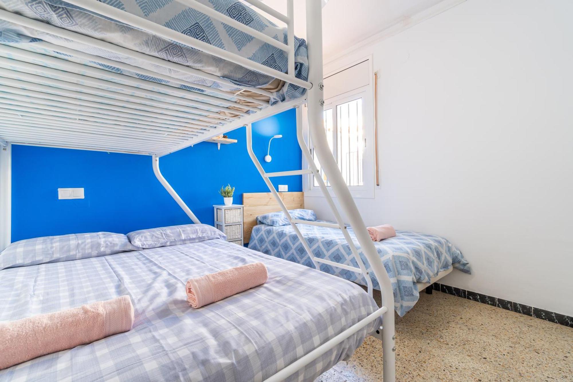 Calma Azul - 3Br - Terrace & Beach - Ac Wifi - 8 Guests カンブリルス エクステリア 写真