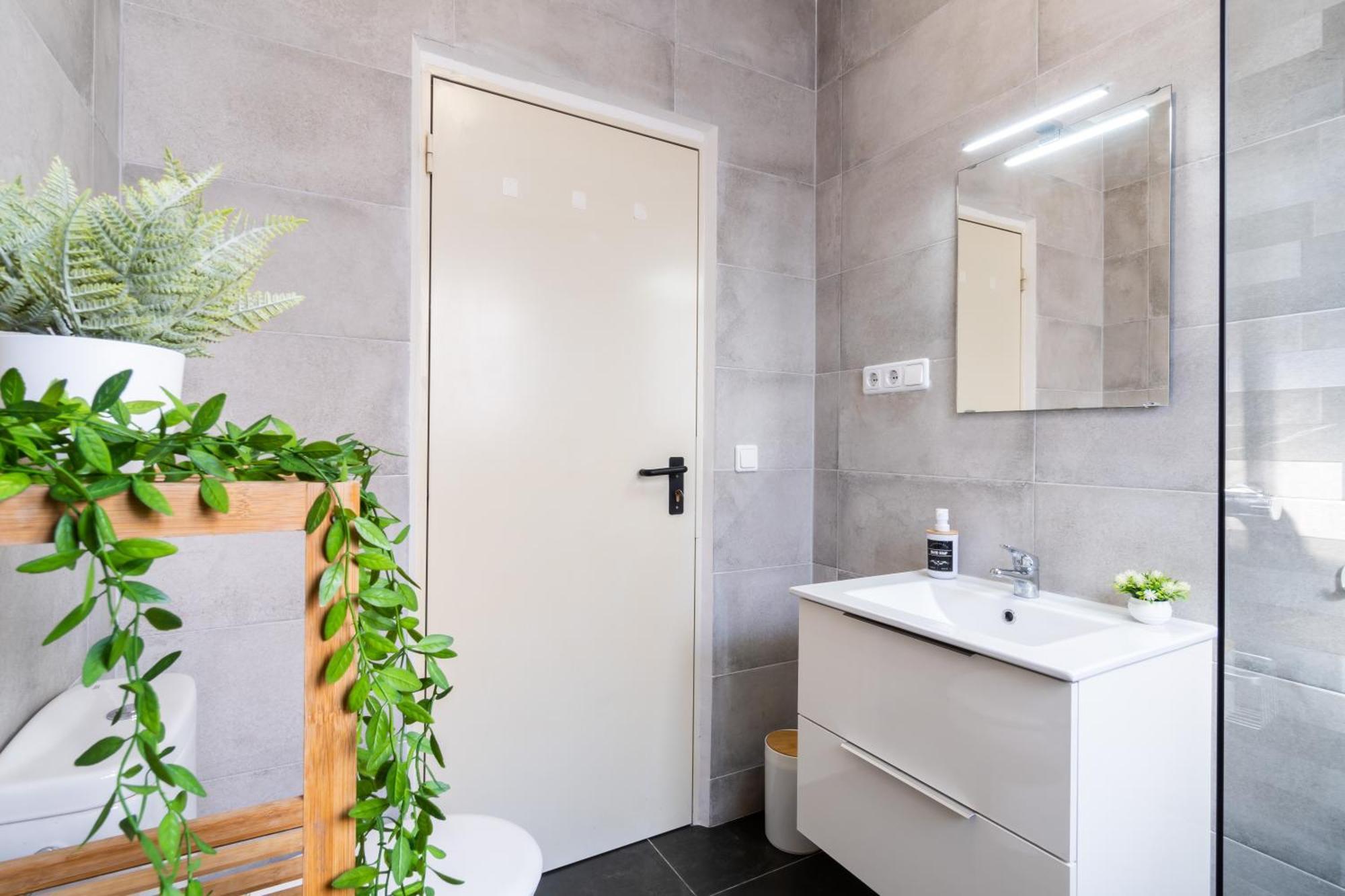 Calma Azul - 3Br - Terrace & Beach - Ac Wifi - 8 Guests カンブリルス エクステリア 写真